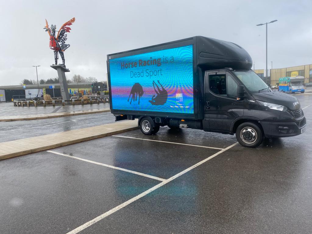 Liverpool ad van anti racing