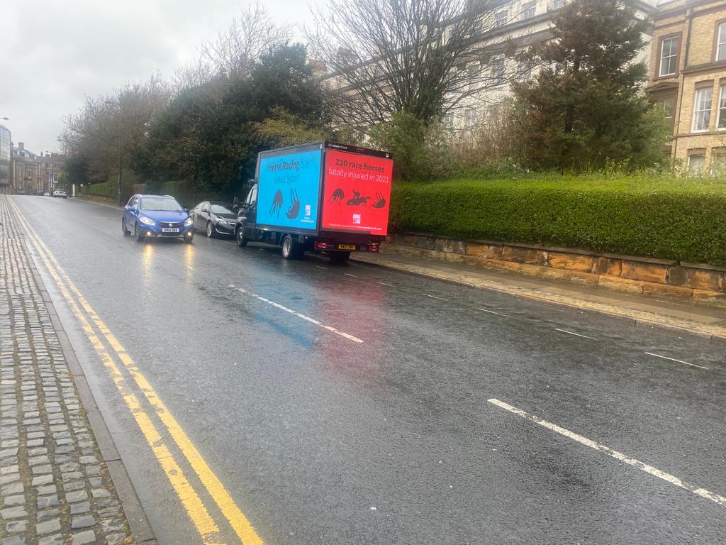 Liverpool ad van anti racing